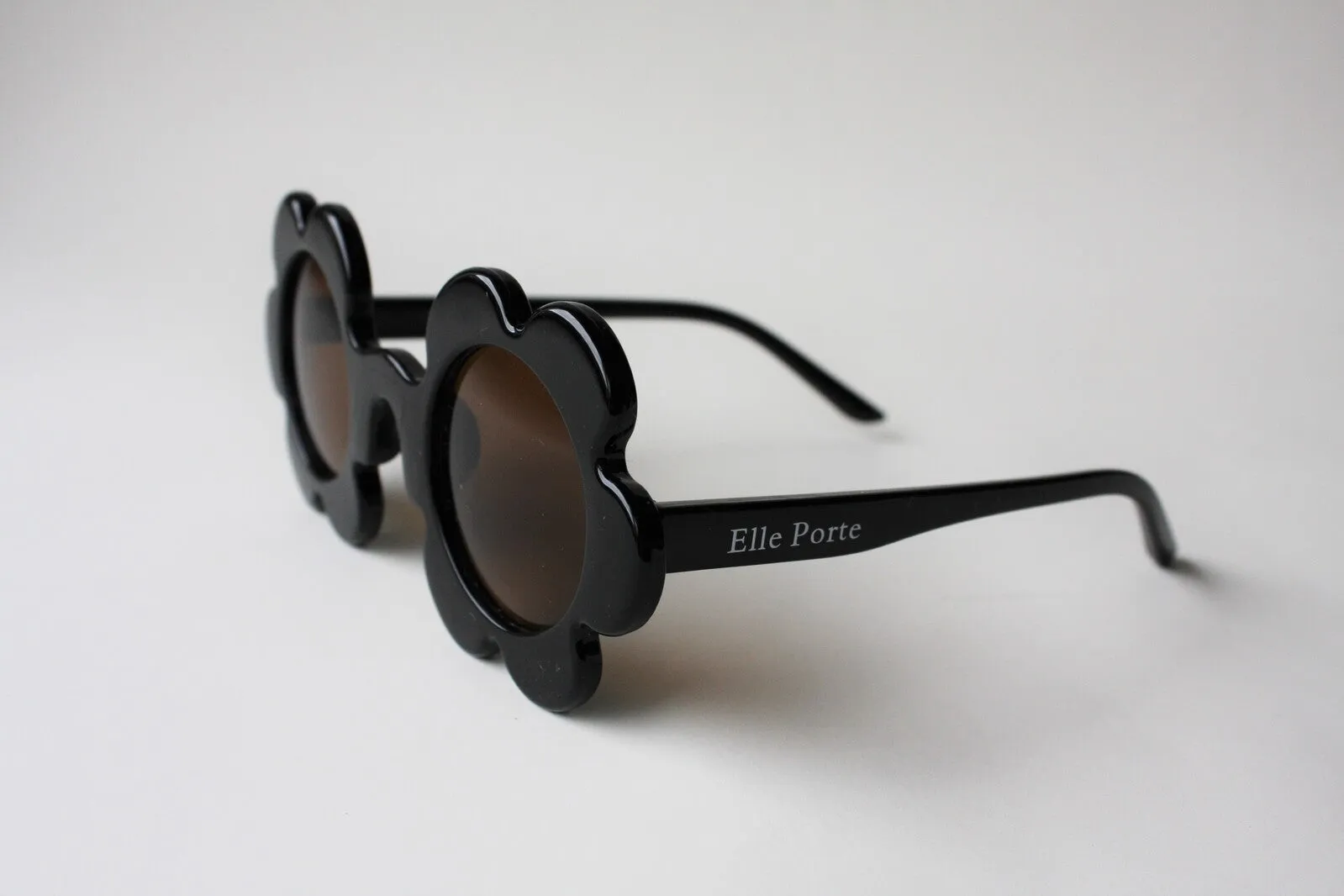 Elle Porte Daisy Sunglasses - Liquorice