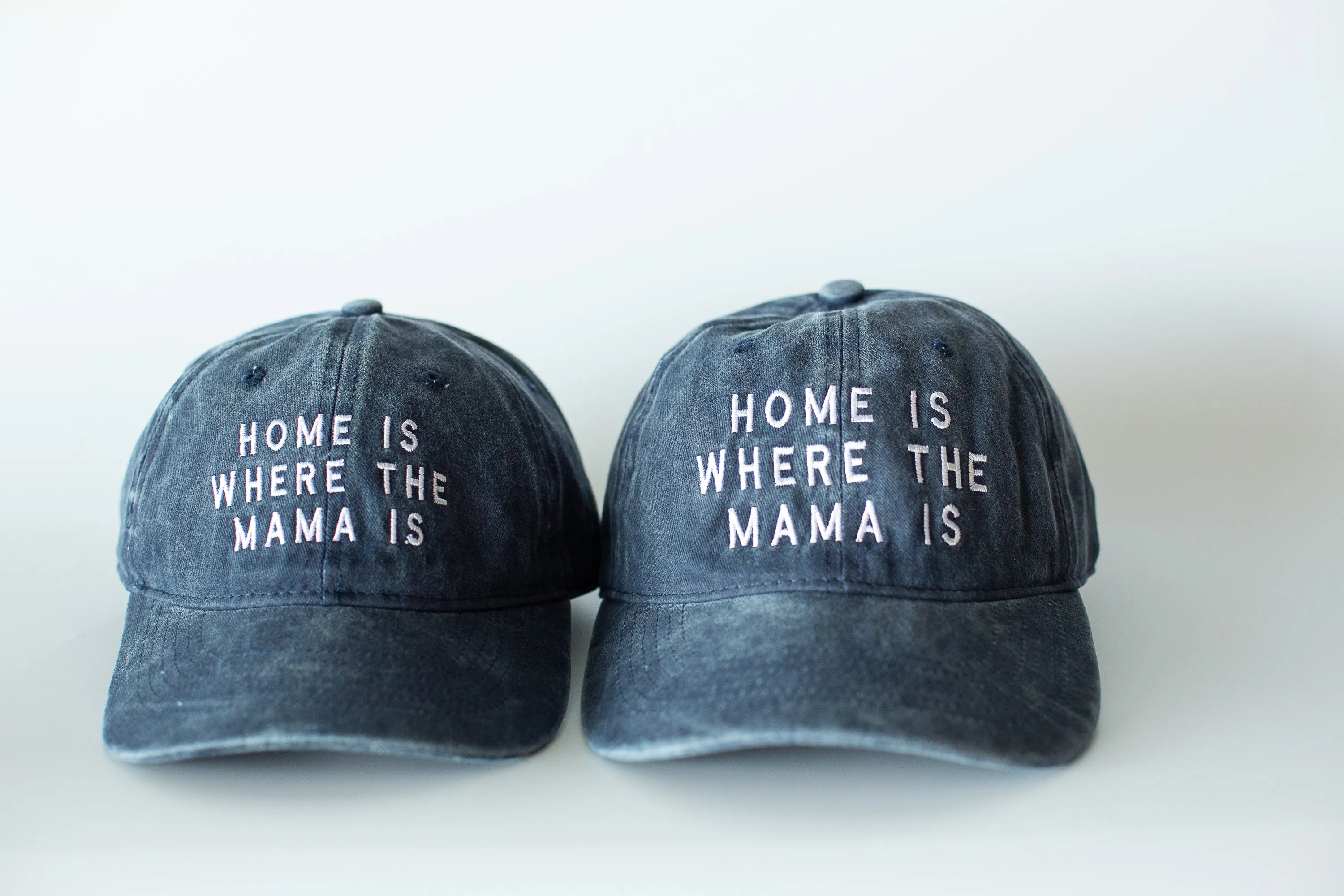 Home is where the mama is -  Baseball Cap - Washed Blue | 2 sizes