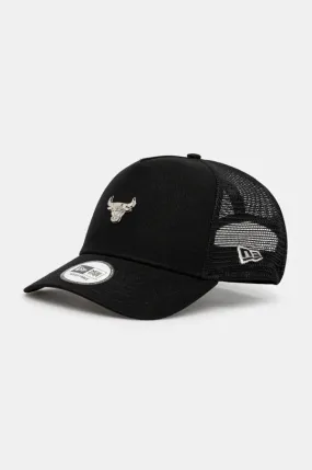 New Era baseball cap METALLIC TRUCKER CHICAGO BULLS black color with an application 60565181