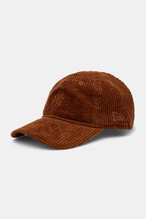 New Era corduroy baseball cap CORD 9TWENTY® NEW YORK YANKEES brown color with an application 60565315