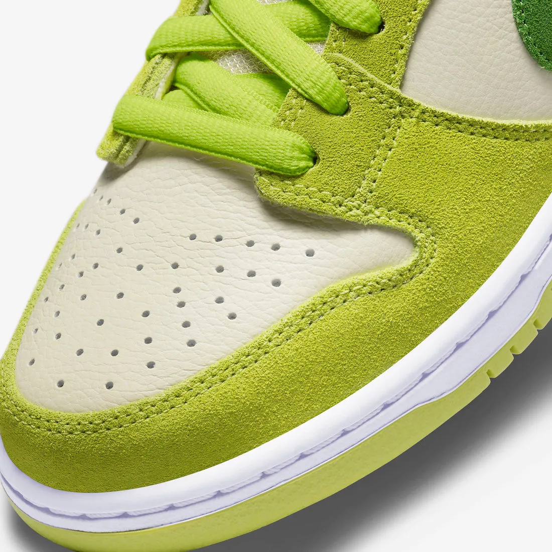 Nike SB Dunk Low Green Apple White Shoes DM0807-300