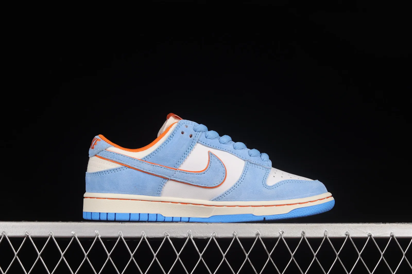 Otomo Katsuhiro x Nike SB Dunk Low Steamboy OST University Blue Orange LF0039-009