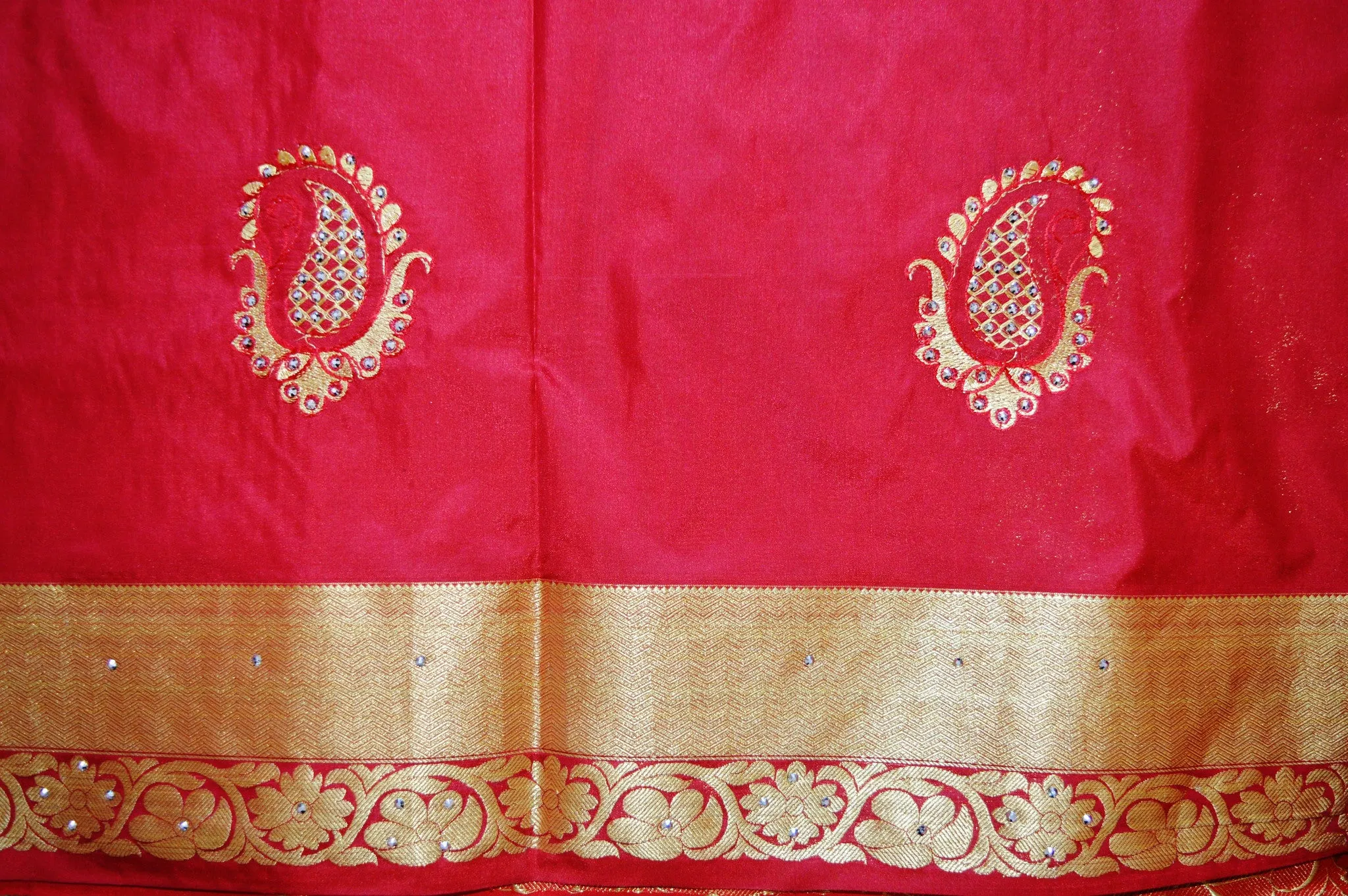 Scarlet Colour Stone Work Kanchipuram Silk Saree