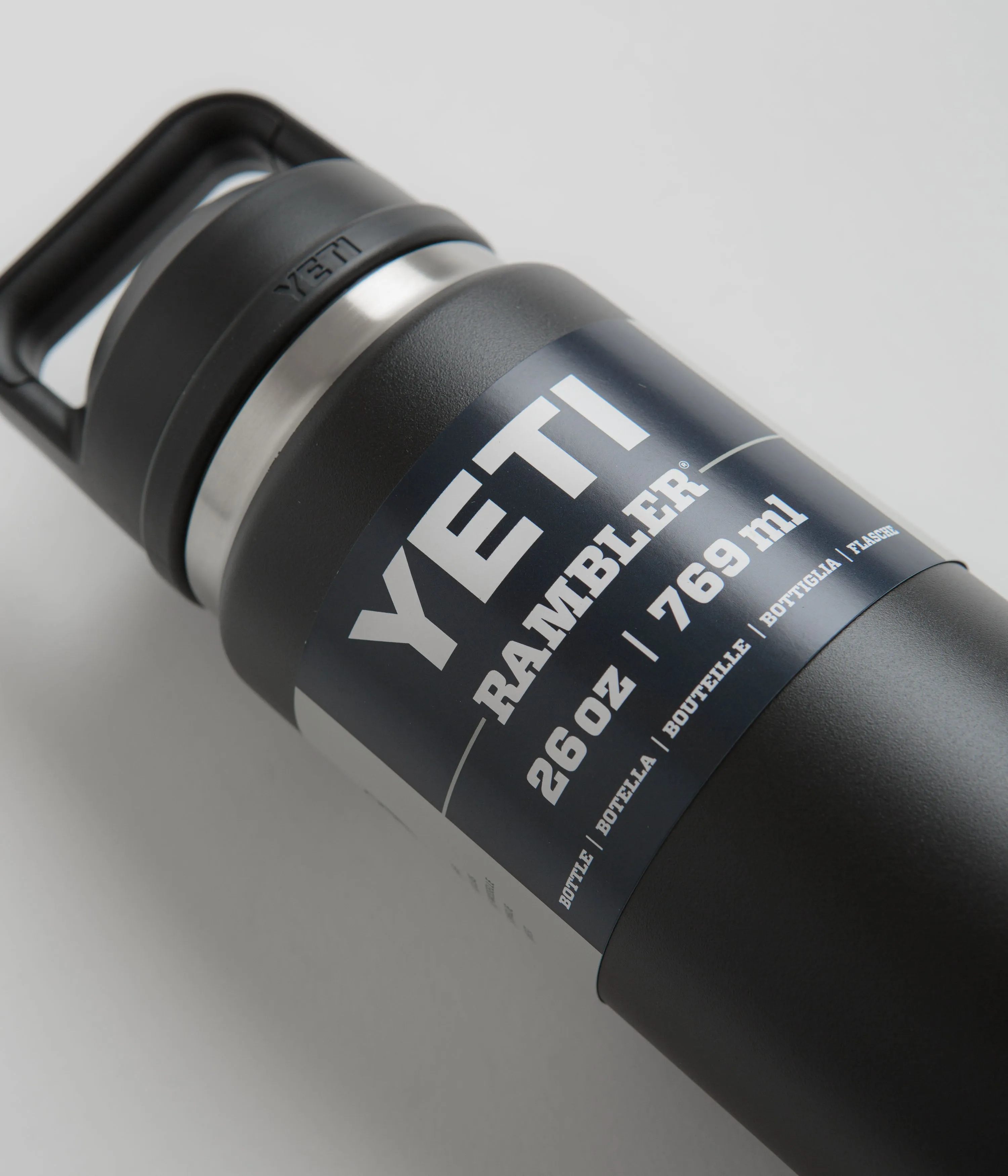 Yeti Chug Cap Rambler Bottle 26oz - Black